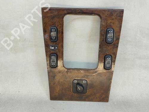 switch-mercedes-benz-c-class-w202-1993-1994-1995-1996-1997-1998-1999-2000-37478260 main image