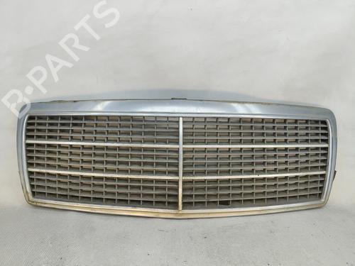 grille-mercedes-benz-c-class-w202-1993-1994-1995-1996-1997-1998-1999-2000-37488636 main image