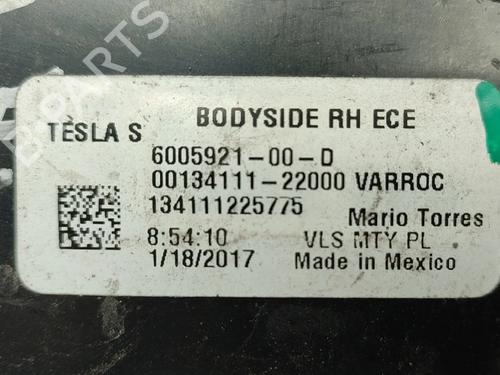 Right taillight TESLA MODEL S (5YJS) 90D AWD | BP36755818C35 - Image 6