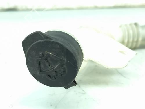 Windscreen washer tank TESLA MODEL S (5YJS) 90D AWD | BP36885727C113 - Image 3