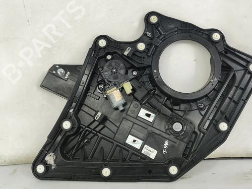 rudehejsemekanisme-venstre-bagtil-ford-kuga-iii-dfk-2019-37475931 main image