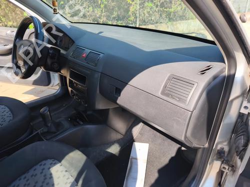 dashboard-skoda-fabia-i-combi-6y5-2000-2001-2002-2003-2004-2005-2006-2007-37538574 main image