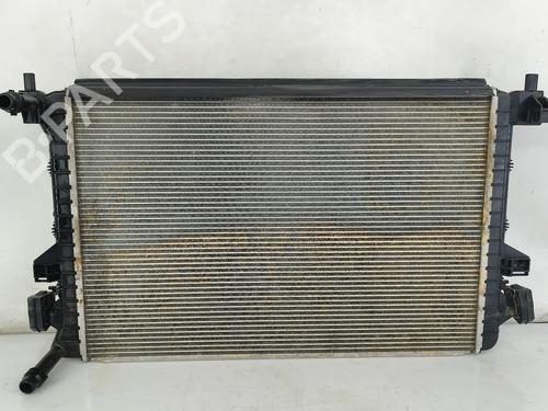 Used Water radiator Water radiator 37523930 37523930