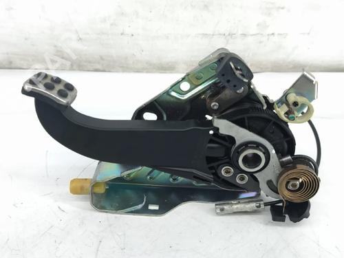 hand-brake-mercedes-benz-c-class-t-model-s204-2007-2008-2009-2010-2011-2012-2013-2014-37606917 main image