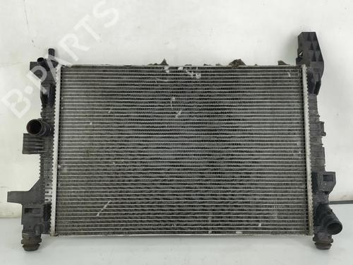 Used Water radiator Water radiator 37606742 37606742