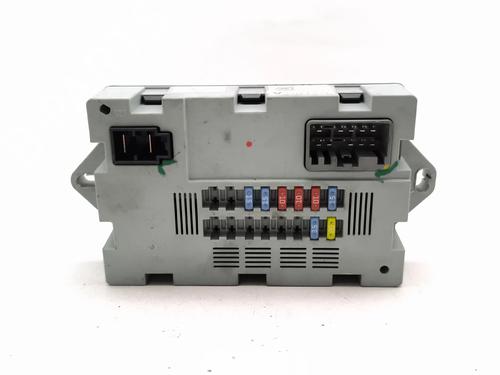 Used Fuse box Fuse box 37645788 37645788