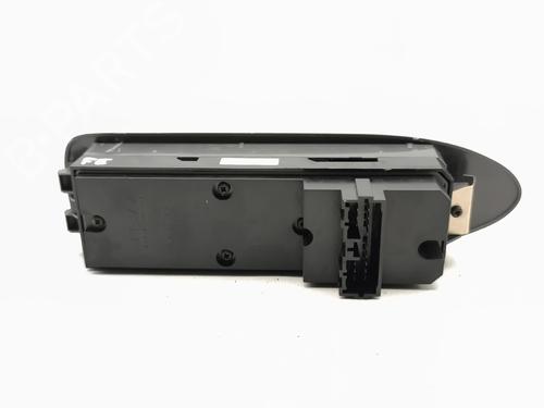 Left front window switch MITSUBISHI SPACE STAR MPV (DG_A) 1.3 16V (DG1A) | BP37669804I27 - Image 4