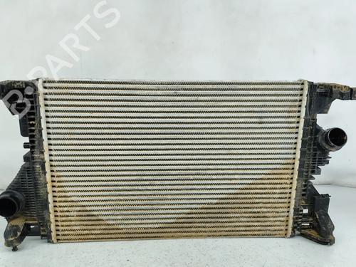 Used Water radiator Water radiator 37647518 37647518