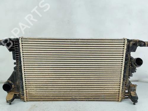 Used Water radiator Water radiator 37647554 37647554