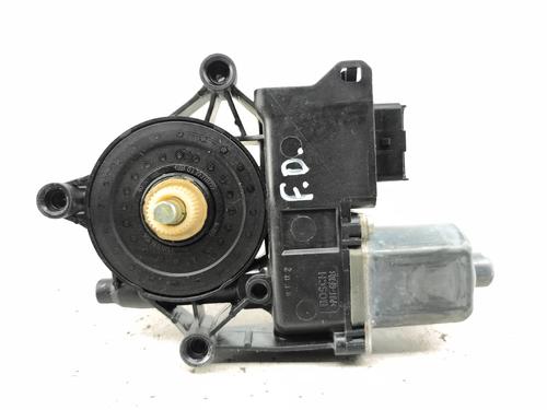 Right front window motor PEUGEOT 2008 I (CU_) 1.2 VTi | BP37430994E20 - Image 4