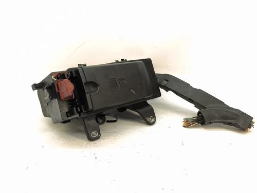 Fuse box JAGUAR XE (X760) 2.0 D | BP37693045E1 - Image 2