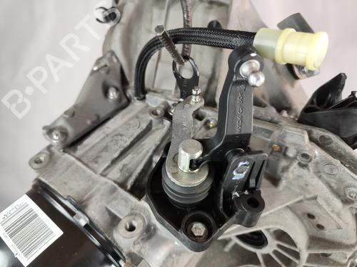 Gearbox DACIA SANDERO II TCe 90 (B8M1, B8MA, B8AC) | BP37701320M3 - Image 4