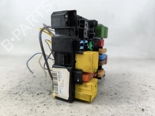 Fuse box PEUGEOT 2008 I (CU_) 1.2 VTi | BP37426631E1 - Image 2