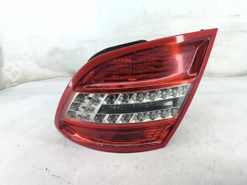 Used Right taillight Right taillight 37715878 37715878