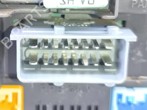 Fuse box DS DS 7 Crossback (J4_, JR_, JC_) E-TENSE 4x4 (J45GBU) | BP37721084E1  - Image 12