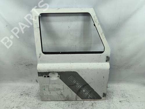 Used Right front door Right front door 32992944 32992944