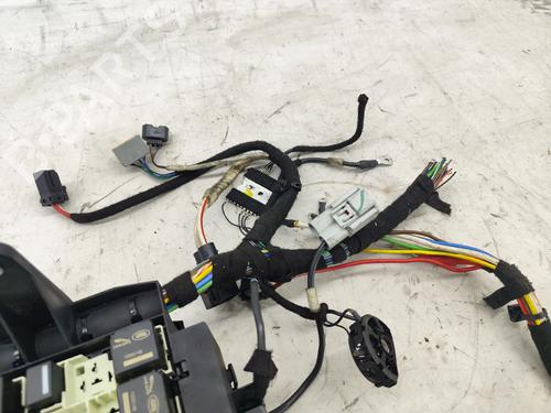 Fuse box JAGUAR XE (X760) 2.0 D | BP37693047E1 - Image 4