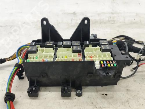 Fuse box JAGUAR XE (X760) 2.0 D | BP37693047E1 - Image 2