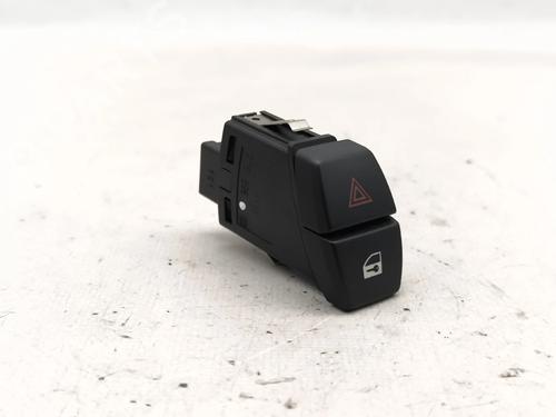 Warning switch BMW X3 (F25) xDrive 20 d | BP37726614I22 - Image 2