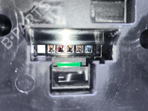 Fuse box BMW X3 (F25) xDrive 20 d | BP37798103E1  - Image 11