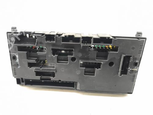 Used Fuse box Fuse box 37798103 37798103