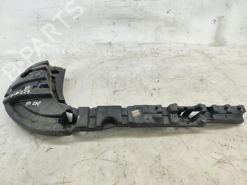 Used Rear bumper bracket Rear bumper bracket 37715856 37715856