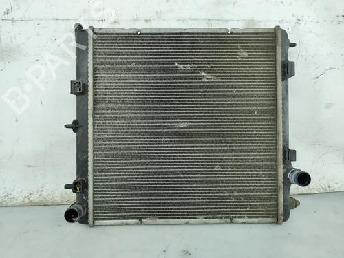 Used Water radiator Water radiator 37613777 37613777