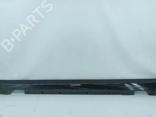 left-sideskirt-mercedes-benz-c-class-w204-2007-2008-2009-2010-2011-2012-2013-2014-2015-37793889 main image