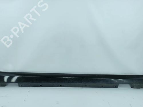 right-sideskirt-mercedes-benz-c-class-w204-2007-2008-2009-2010-2011-2012-2013-2014-2015-37793888 main image