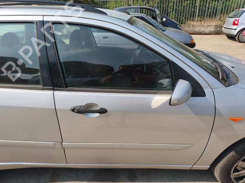Used Right front door Right front door 38020197 38020197