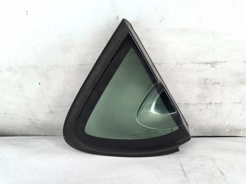 rear-right-quarter-glass-seat-leon-1p1-2005-2006-2007-2008-2009-2010-2011-2012-2013-38053627 main image