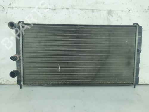 Used Water radiator Water radiator 37606892 37606892