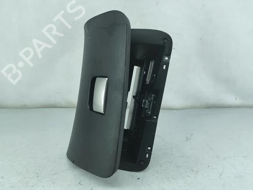 Used Glove box Glove box 38076852 38076852