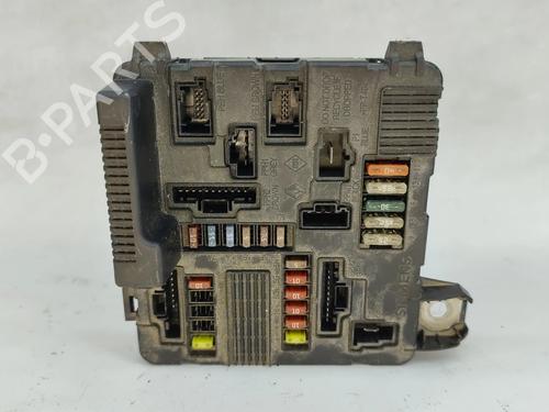 Used Fuse box Fuse box 38097708 38097708