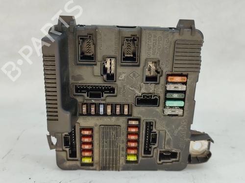 Used Fuse box Fuse box 38097739 38097739