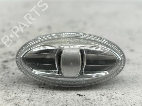 Used Right front indicator Right front indicator 37538644 37538644