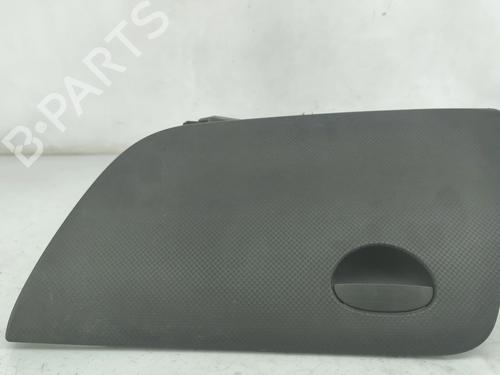 Used Glove box Glove box 38097770 38097770