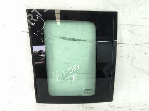 Panel rude bagtil venstre Panel rude bagtil venstre 38071793 38071793