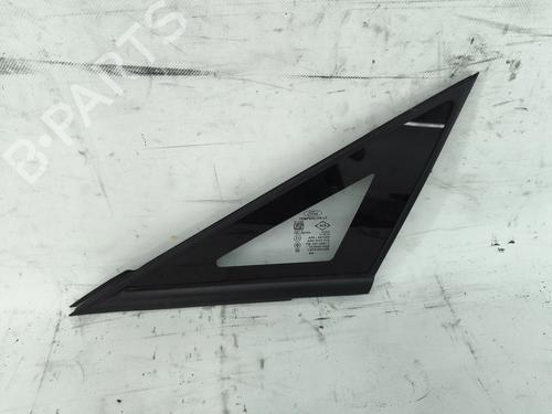 Vidro triangular frente esquerdo Vidro triangular frente esquerdo 37488801 37488801