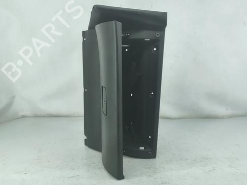 Used Glove box Glove box 38225303 38225303