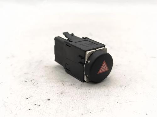 Warning switch SEAT LEON (1P1) 1.9 TDI | BP38225460I22 - Image 2