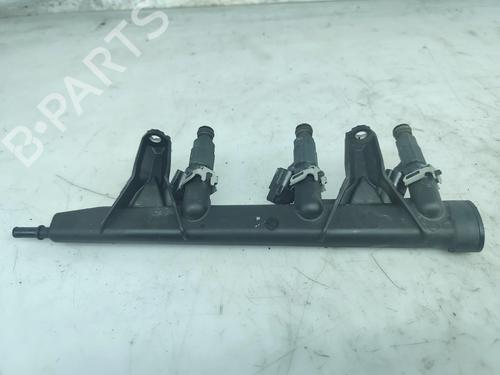 Used Injection rail Injection rail PEUGEOT 2008 I (CU_) 1.2 VTi (82 hp) 38170901 38170901