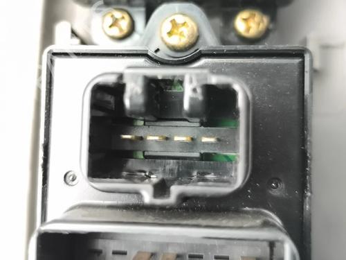 Left front window switch MAZDA 323 S VI Saloon (BJ) 1.3 (BJ3P) | BP38337991I27 - Image 8