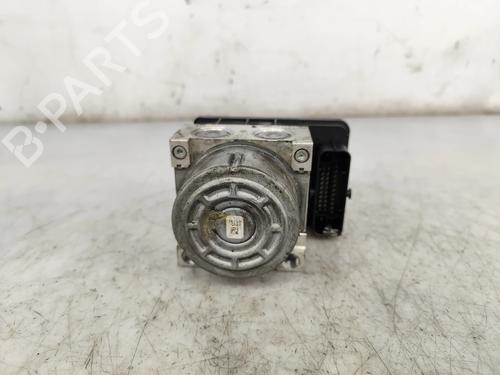 Used ABS pump ABS pump PEUGEOT 2008 II (UD_, US_, UY_, UJ_, UR_, UC_) 1.2 PureTech 100 (USHNK) (101 hp) 38052084 38052084