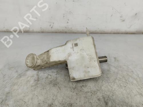 Used Brake master cylinder Brake master cylinder PEUGEOT 2008 II (UD_, US_, UY_, UJ_, UR_, UC_) 1.2 PureTech 100 (USHNK) (101 hp) 38052090 38052090