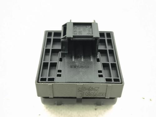 Left front window switch AUDI A5 (8T3) 2.7 TDI | BP38338567I27 - Image 4