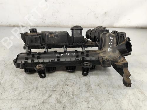 Used Valve cover Valve cover 38449645 38449645