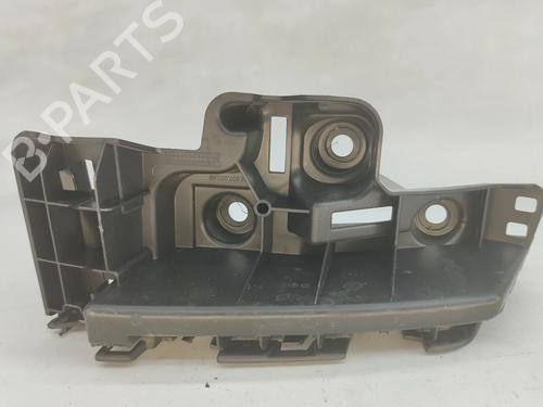 Used Rear bumper bracket Rear bumper bracket 38449880 38449880