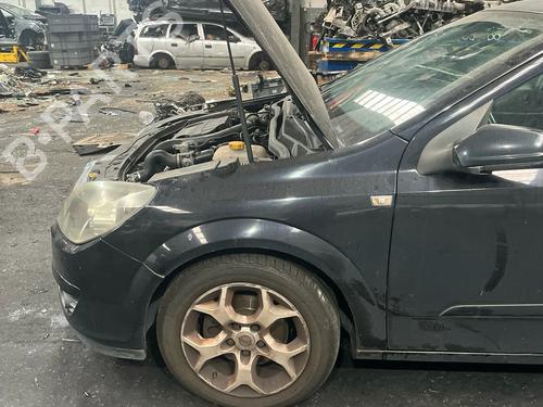 left-front-fenders-opel-astra-h-a04-2004-2005-2006-2007-2008-2009-2010-2011-2012-2013-2014-38525929 main image