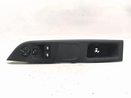 Used Left front window switch Left front window switch OPEL CORSA F (P2JO) 1.2 (68) (75 hp) 38422782 38422782